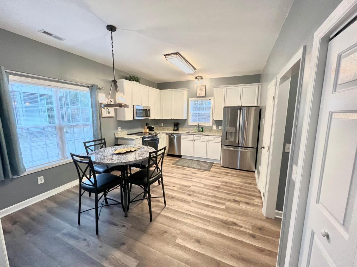Beautiful, Spacious, Hidden Gem In Heart Of Wilmington Exterior photo