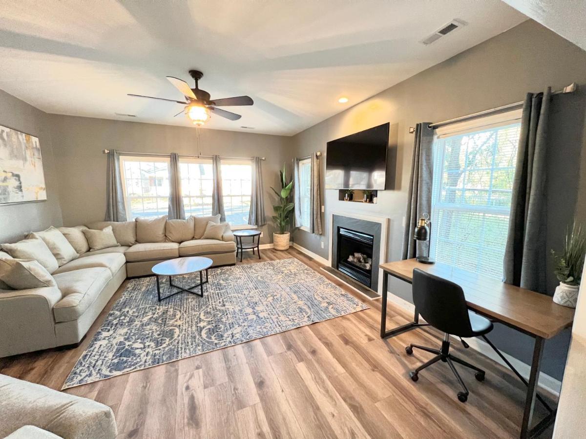 Beautiful, Spacious, Hidden Gem In Heart Of Wilmington Exterior photo
