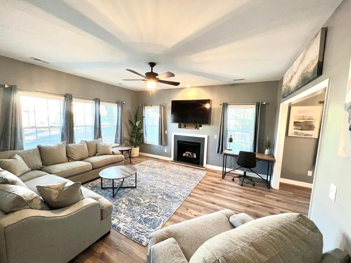 Beautiful, Spacious, Hidden Gem In Heart Of Wilmington Exterior photo